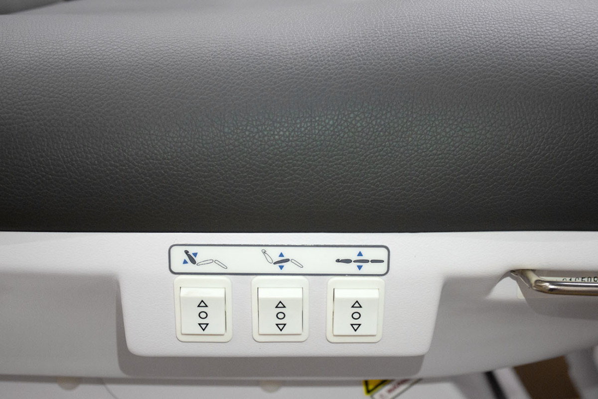 Pedikérske/podologické kreslo elektrické BARON E3 - tmavosivá